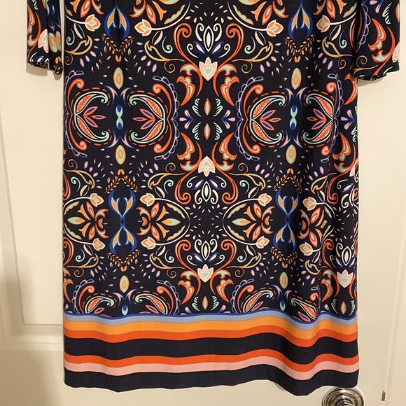 Vince Camuto floral dress - Picture 3 of 7